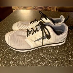 Altra solstice xt 2 size 13 shoes